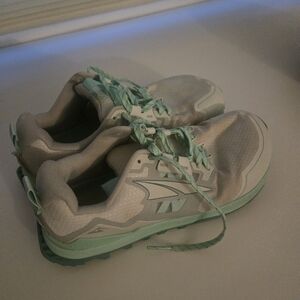 Altra Women's Athletic Shoes in Mint and Gray